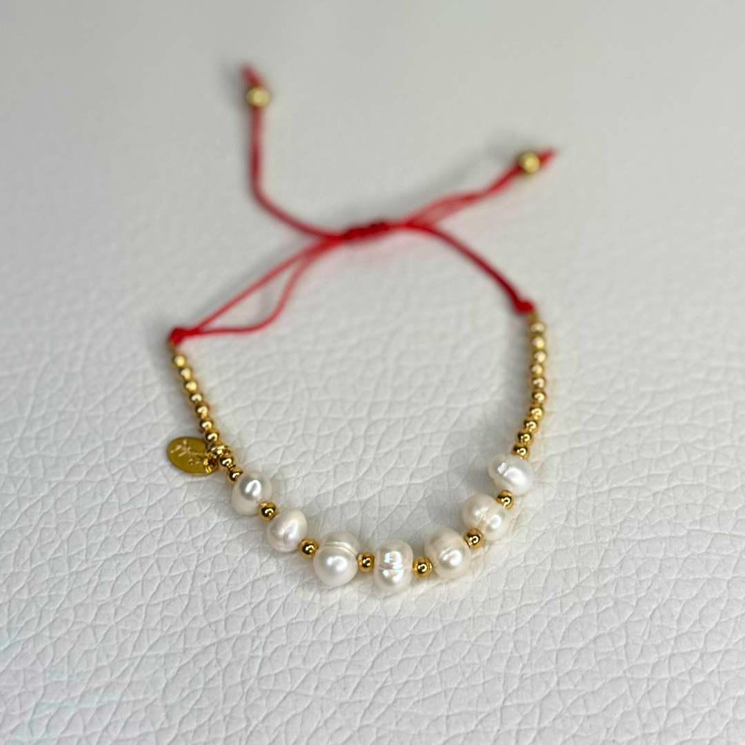 Belle pearl bracelet