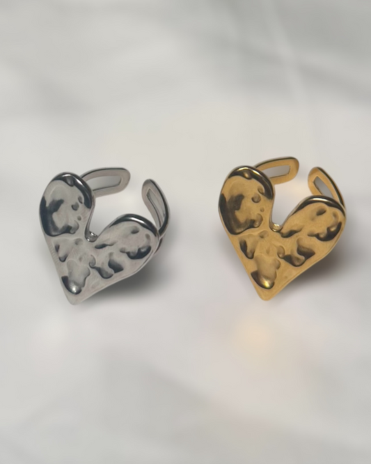 Gold heart Ring