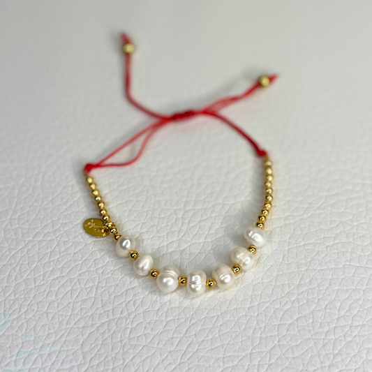 Belle pearl bracelet