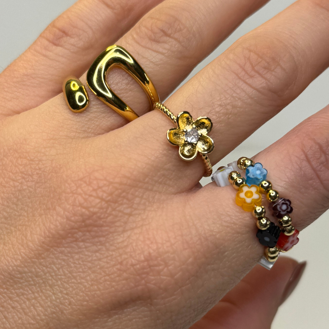 Curve Ring