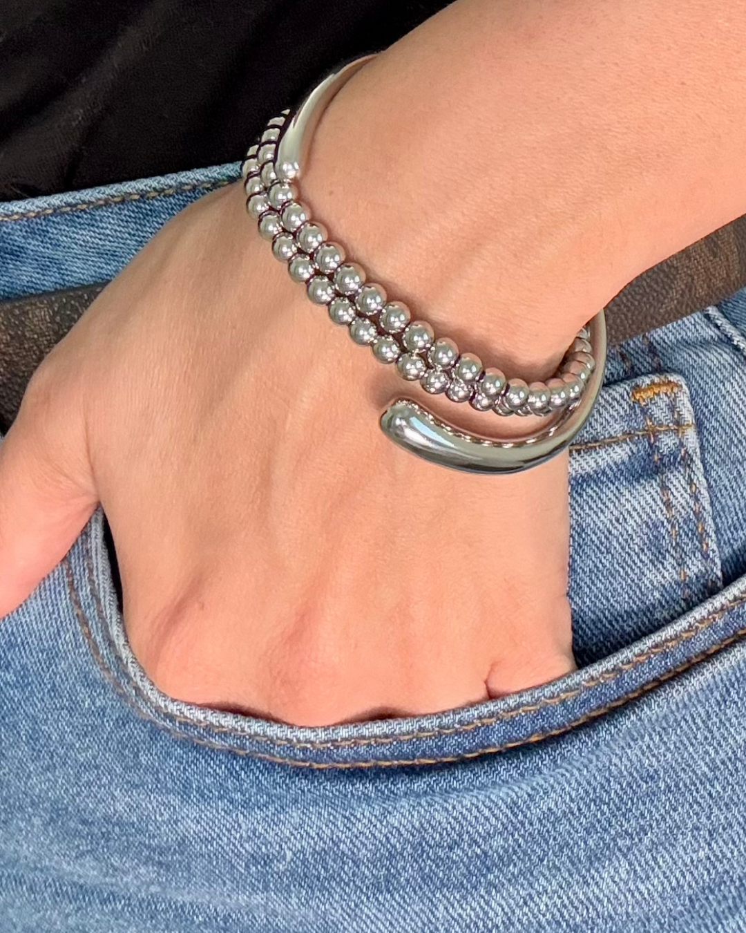 Open bangle