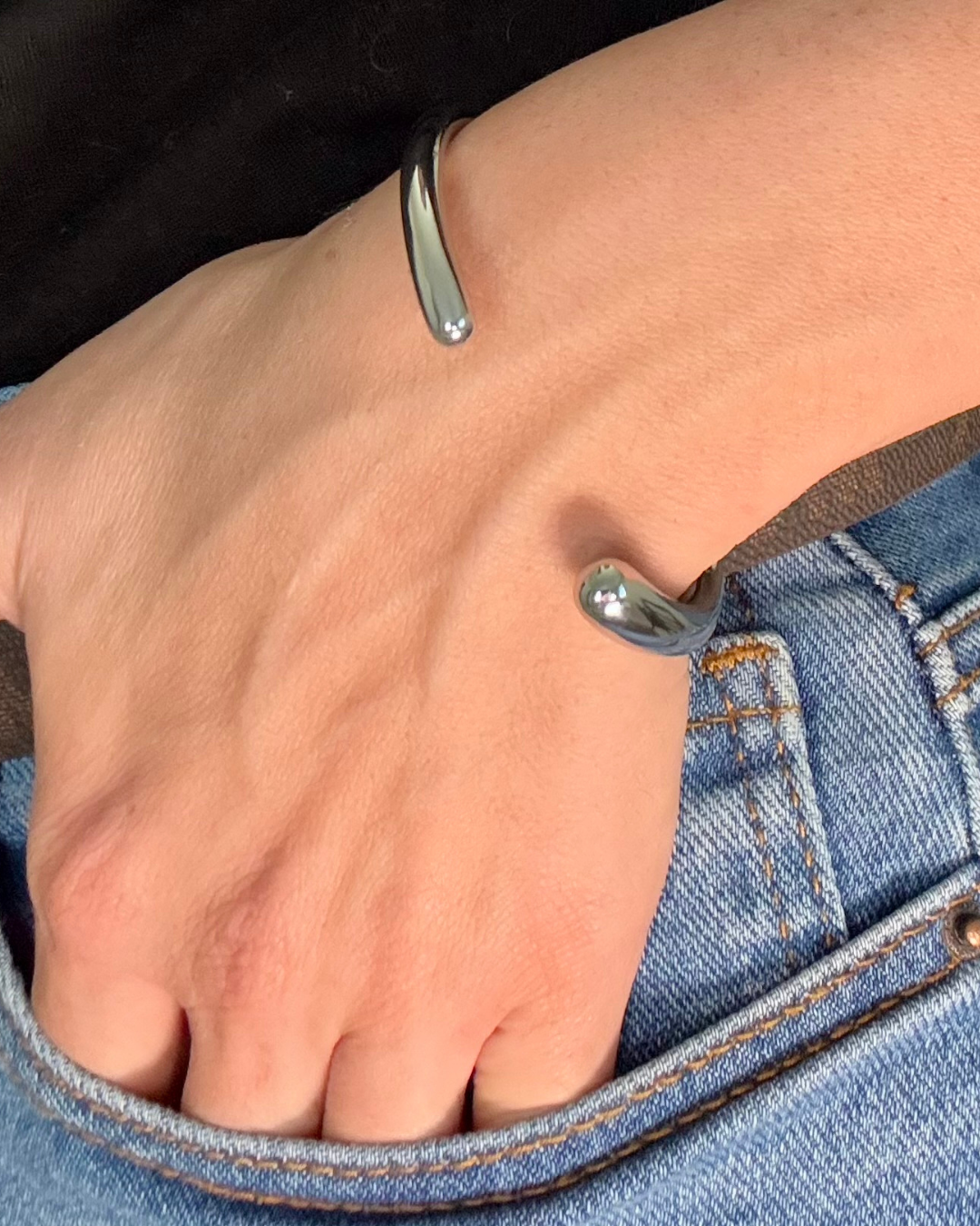 Open bangle